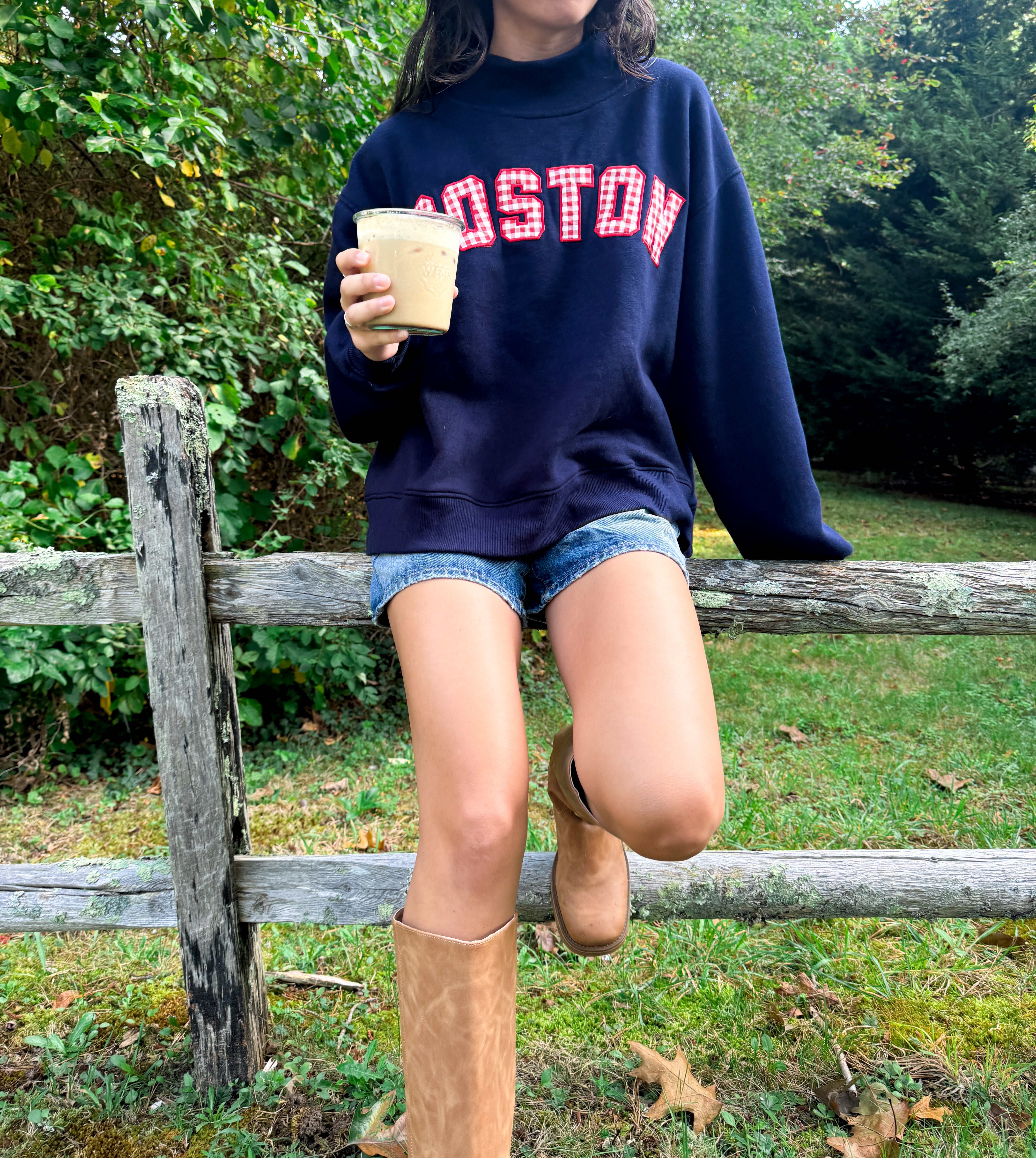The Boston Mockneck- Navy